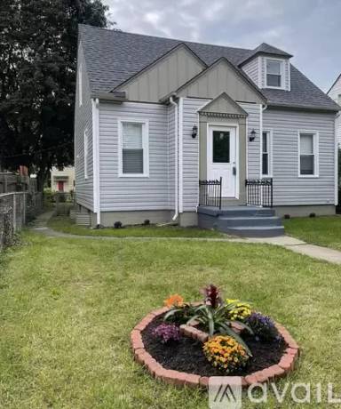 Main picture of 1395 Duxberry Ave