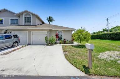 Main picture of 28 Desford Ln