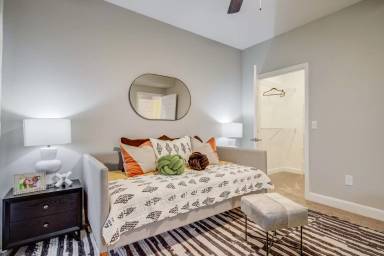 Main picture of Signature Point Apartment Homes