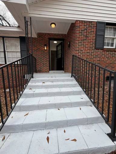 Main picture of 917 Green Forest Dr