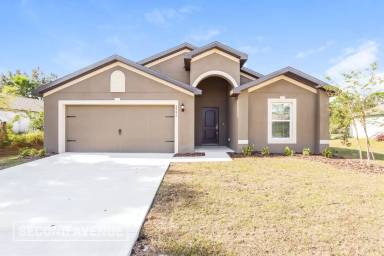 Main picture of 2986 Tivoli Ave SE