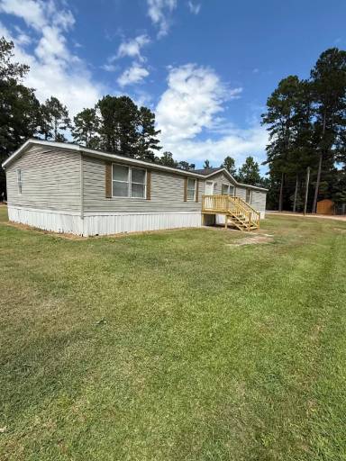 Main picture of 317 Paddle Creek Rd