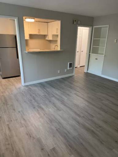 Main picture of 4636 22nd Ave NE