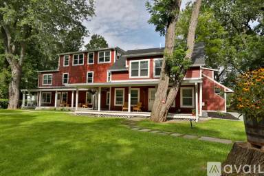 Main picture of 160 Mount Pleasant Rd