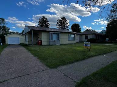 Main picture of 1819 Lyndale Ave