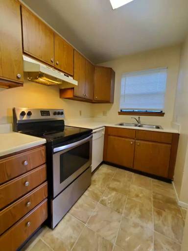 Main picture of 2745 Brookshire Ln