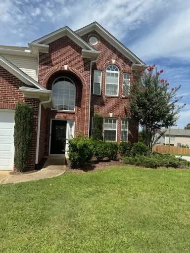 Main picture of 623 Adelaide Dr
