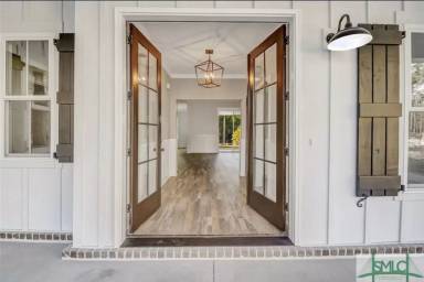 Main picture of 421 Bear River Dr