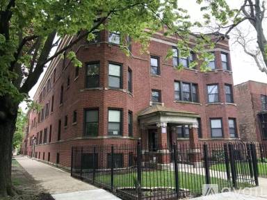 Main picture of 1301 W Columbia Ave