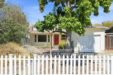 Main picture of 821 Madison St