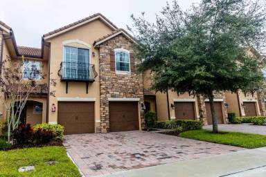 Main picture of 10557 Belfry Cir