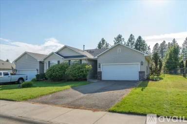 Main picture of 16811 N Mayfair Dr