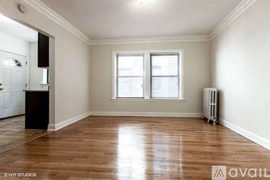 Main picture of 4742 S Woodlawn Ave