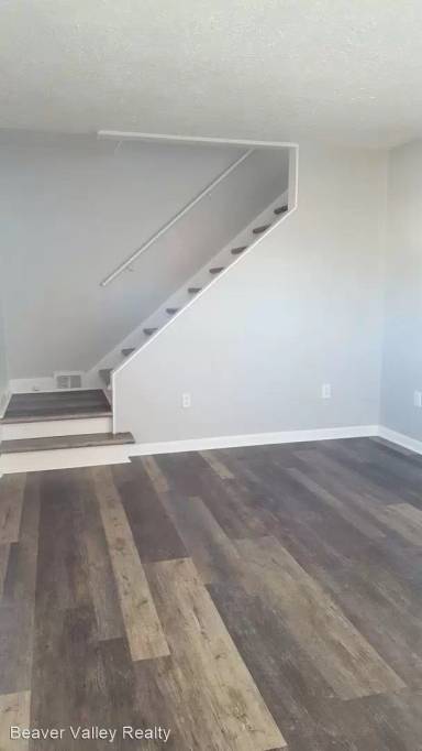 Main picture of 1825 Davidson St