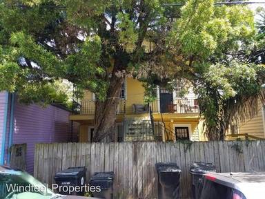 Main picture of 3919 Laurel St