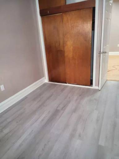 Main picture of 460 E 92nd St