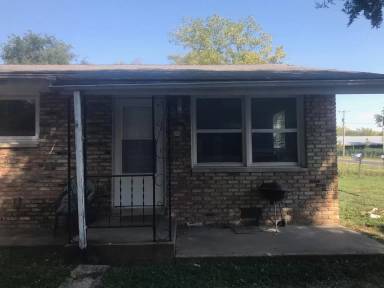 Main picture of 1203 N Coler Ave