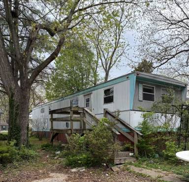 Main picture of 290 Warren Rd