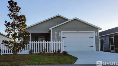 Main picture of 346 Hood Pl