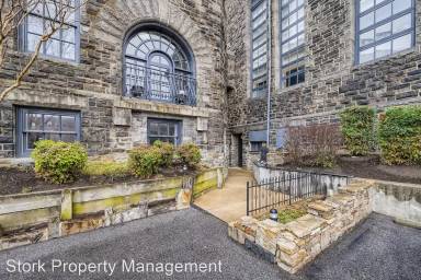 Main picture of 1714 Park Ave