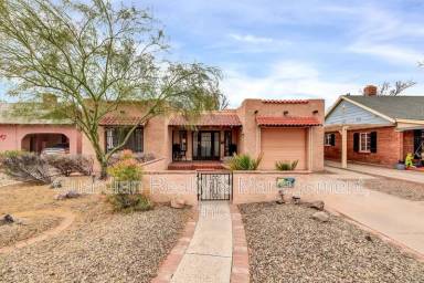 Main picture of 1822 N 16th Ave