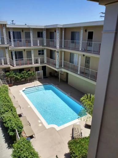 Main picture of 1633 Diamond St