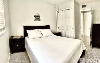 Main picture of 812 Bayou Ave
