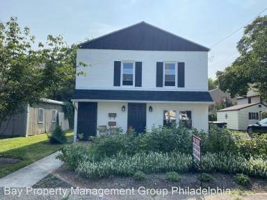 Main picture of 132 Cottage St