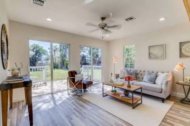 Main picture of 1540 SW 32nd St