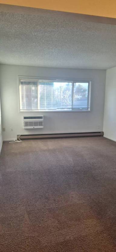 Main picture of 1000 NE 3rd St