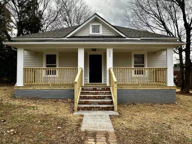 Main picture of 504 Westside Dr
