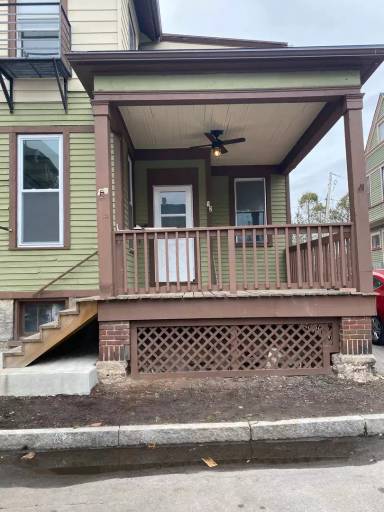 Main picture of 18 Canfield Pl