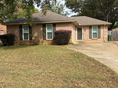 Main picture of 3205 Milan Dr