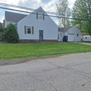 Main picture of 5554 Dalewood Ave