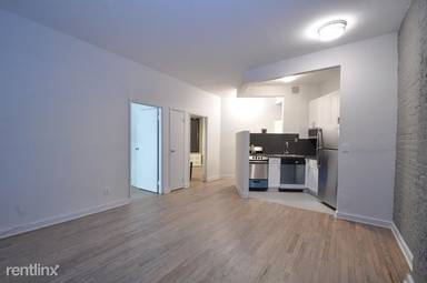 Main picture of 216 E 95th St