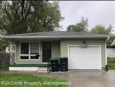 Main picture of 5439 Fontenelle Blvd