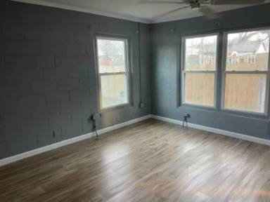 Main picture of 3217 James Ave