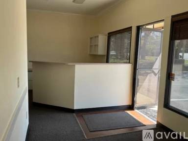 Main picture of 4307 El Camino Real