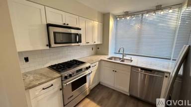 Main picture of 777 Charles Allen Dr NE