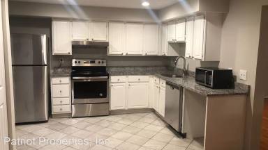 Main picture of 7911 Tyson Oaks Cir