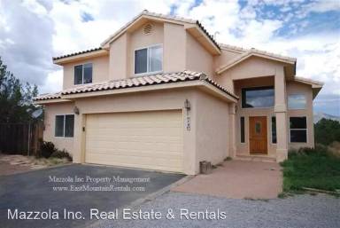 Main picture of 14 Firelizard Ln