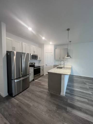 Main picture of 5213 24th St SW