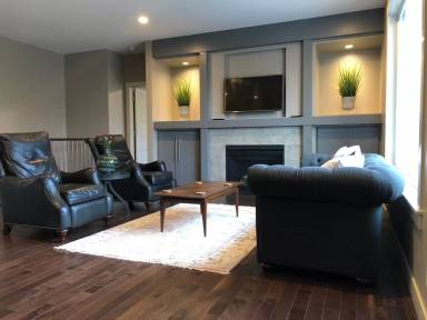 Main picture of 1916 Spruce Meadows Dr SE