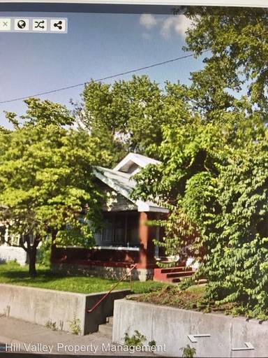 Main picture of 15 Blakely Ave