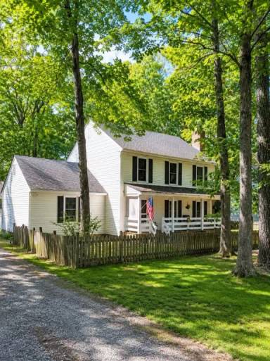 Main picture of 4426 Thorncroft Dr