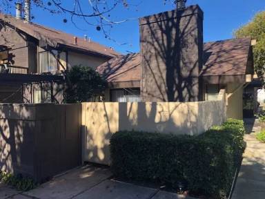 Main picture of 1562 Diamond St