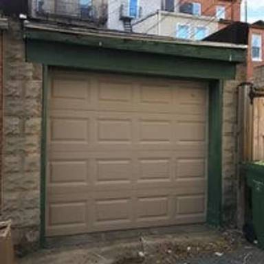 Main picture of 2125 Saint Paul St