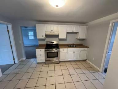 Main picture of 56 Alaska St