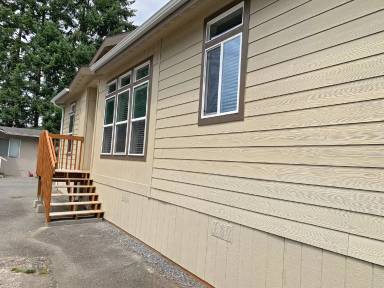 Main picture of 100 S Davies Rd