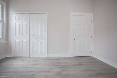 Main picture of 2435 N Garnet St